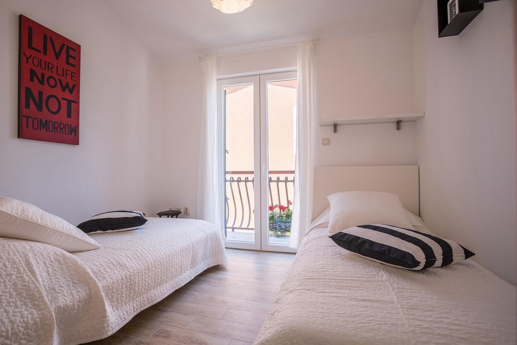 Apartments Oleandar Rogoznica  Szoba fotó